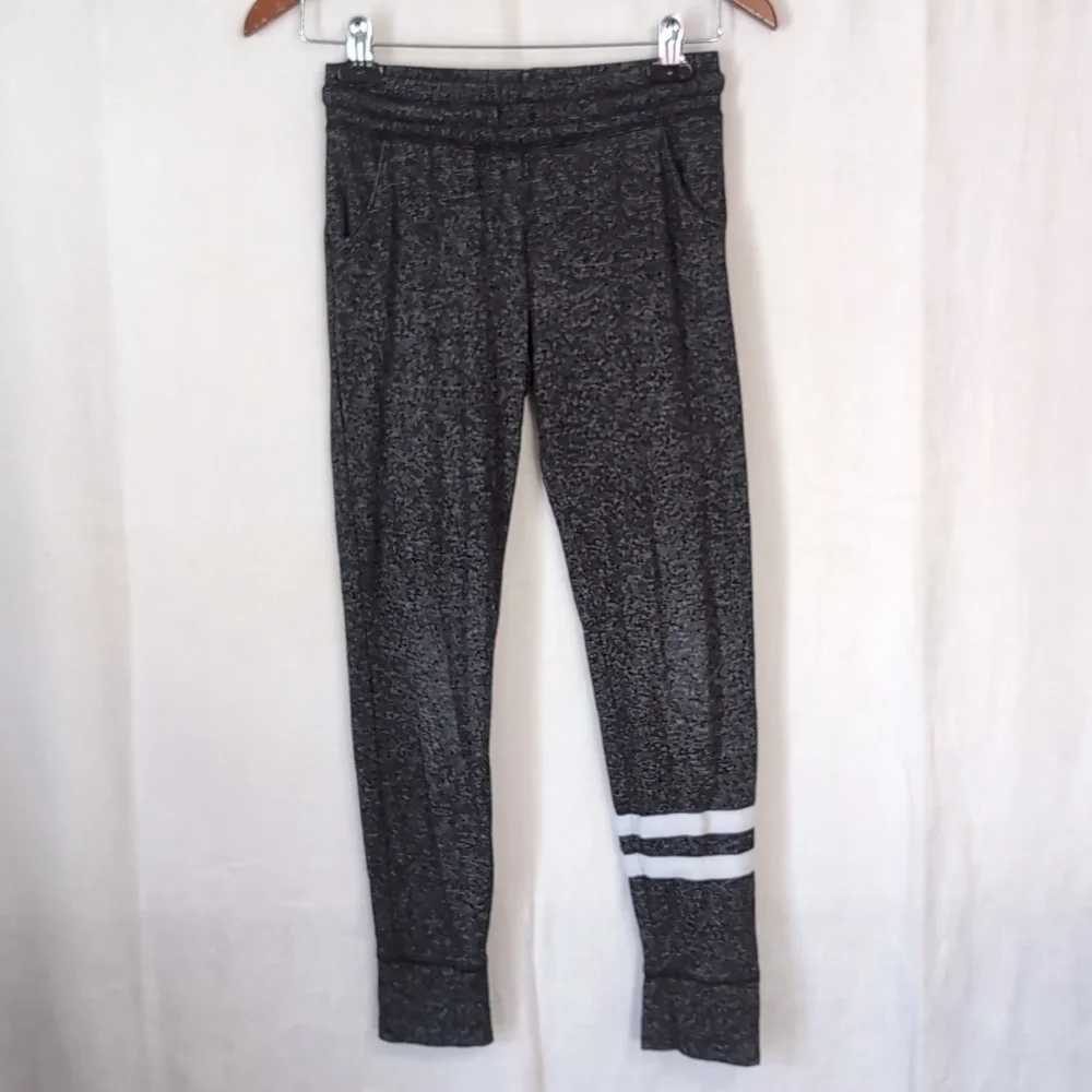Old Navy Girl's Charcoal Grey Jogger Style Sweatpants Size Large